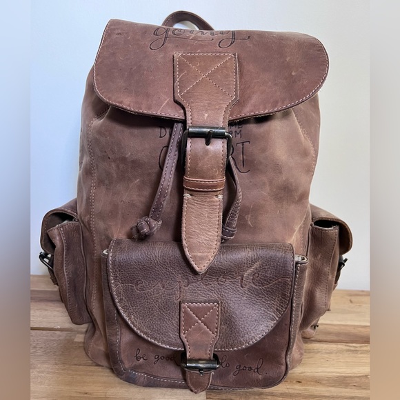 Aikana Traveler Leather Backpack - Picture 1 of 10